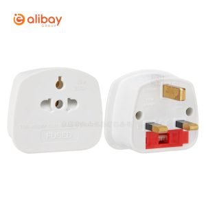 Universal to UK Plug Adapter with 13A Fuse