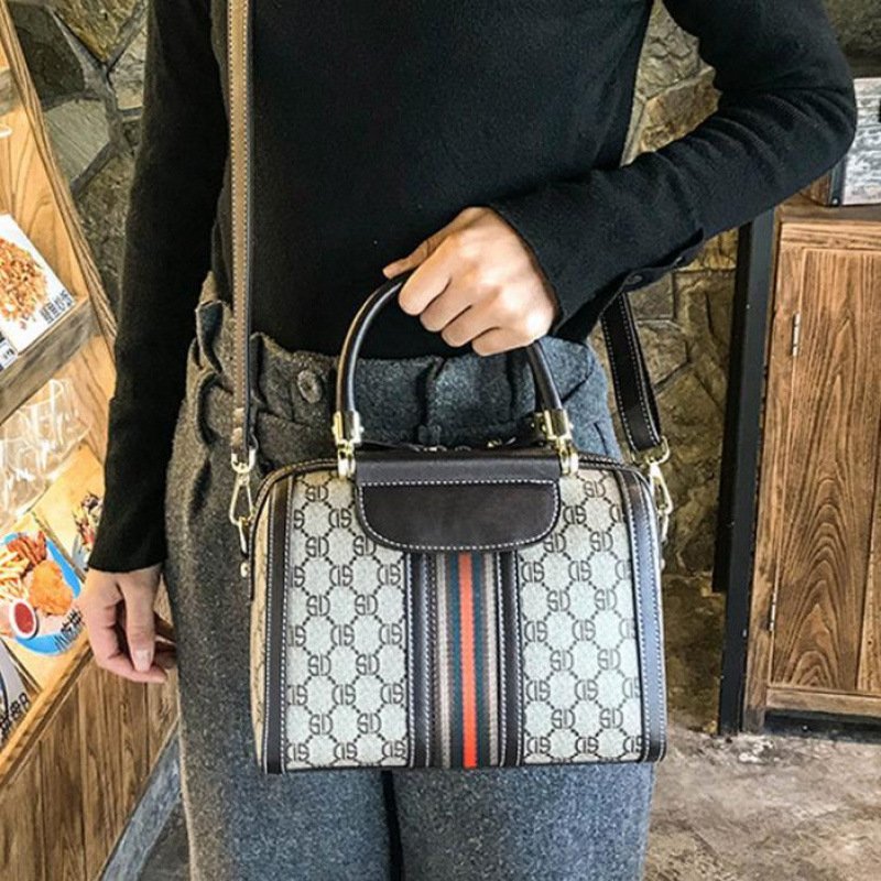 Boston Crossbody Shoulder Bag – Trendy & Large Capacity - Image 4