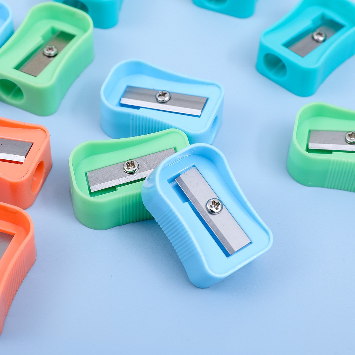 Wholesale mini pencil sharpener, 12-pack, pastel color - Image 2