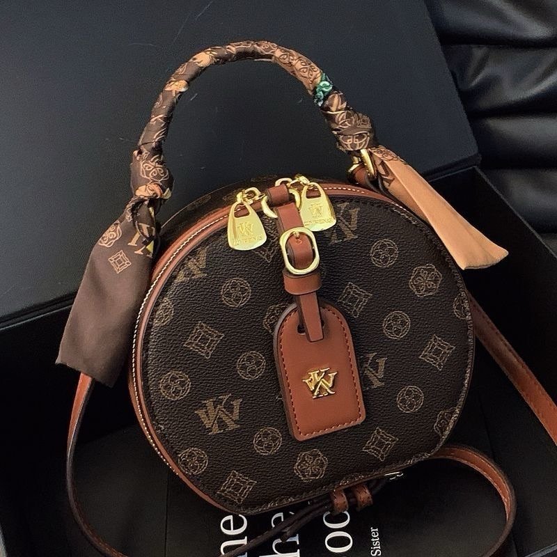 High-End Retro Round Shoulder Messenger Bag – 2025 Fashion - Image 3